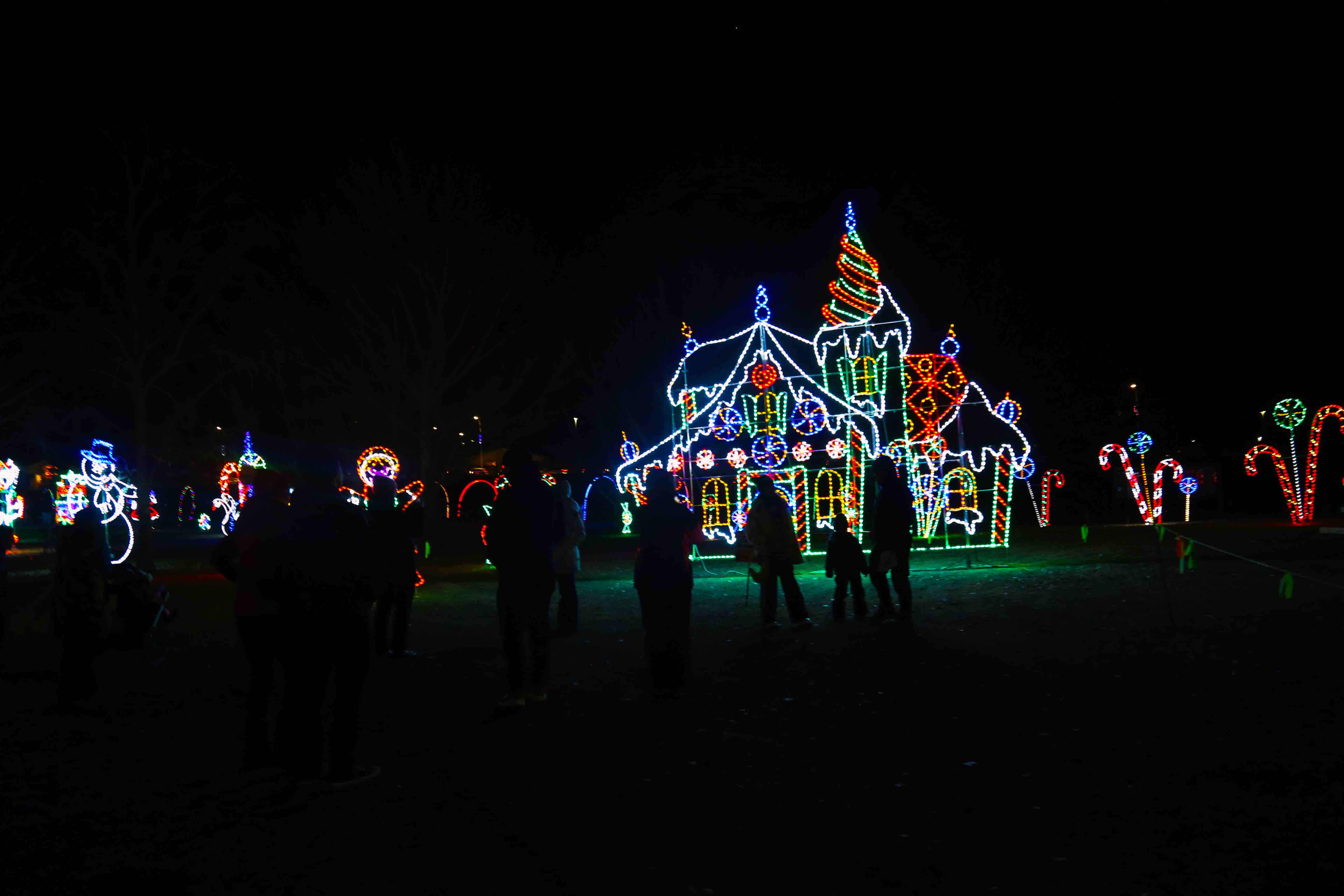 Watch / Gallery Airdrie flips the switch on holiday season portals